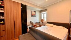 First Avenue (D10), Detached #457653511